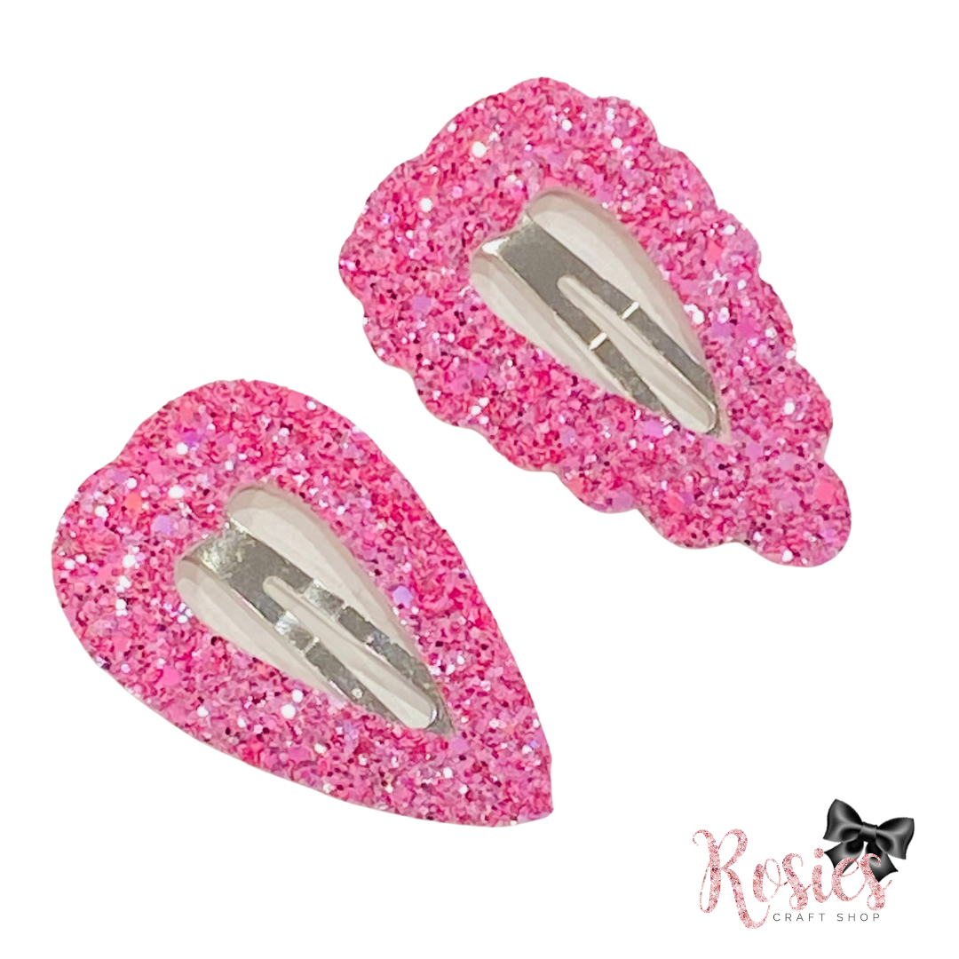 Love Heart Shaped Snap Clips ✂️ ☆