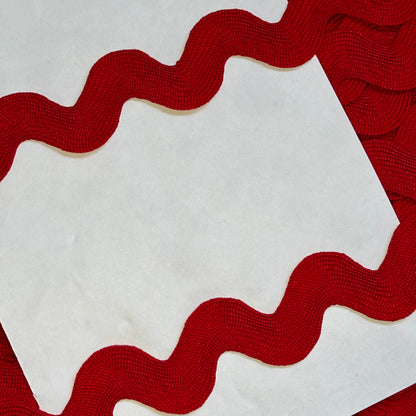 Red 25mm Ric Rac Trim ✂️