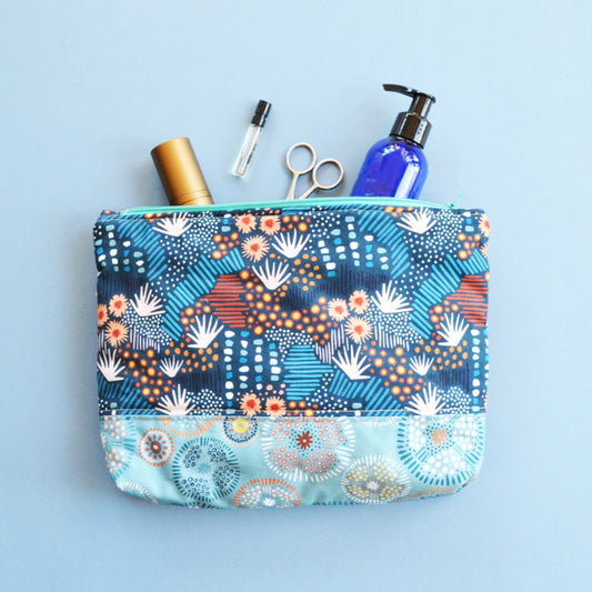 Toiletries Bag Washbag Sewing Pattern | Dashwood Studio | Free Download