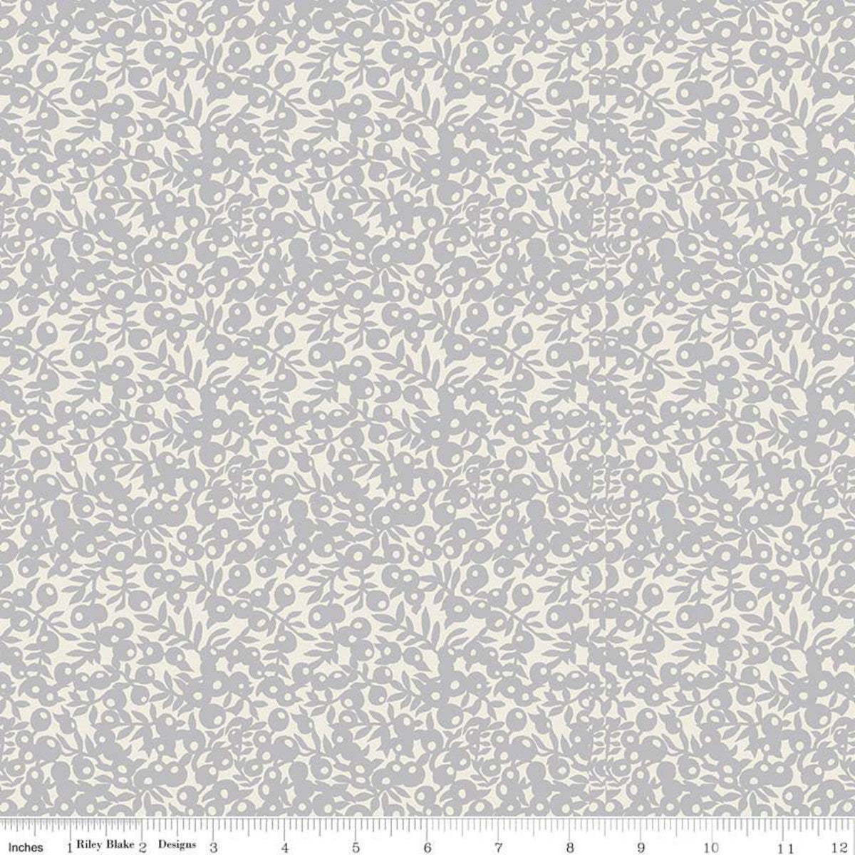 Wiltshire Shade Metallic on White - Season's Greetings Collection - Liberty Cotton Fabric ✂️